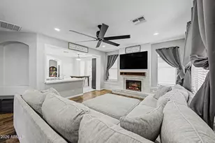 8636 W Cinnabar Ave, Peoria, AZ 85345 - Photo 23