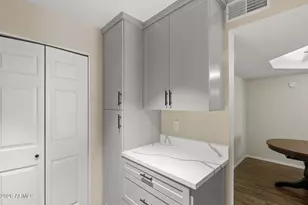 1880 E Morten Ave, Phoenix, AZ 85020 - Photo 9