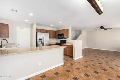 23690 W Bowker Street, Buckeye, AZ 85326 - Photo 7