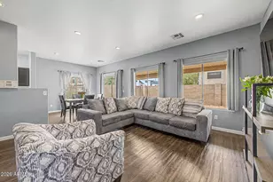 2562 E Riviera Dr, Chandler, AZ 85249 - Photo 7