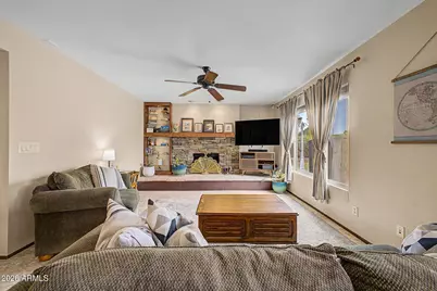 6408 W Sunnyside Drive, Glendale, AZ 85304 - Photo 7