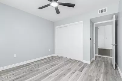 10022 W Mountain View Road, Sun City, AZ 85351 - Photo 19