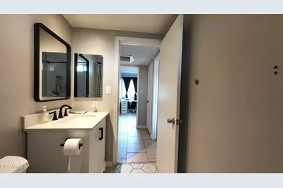 7521 W Flower Street, Phoenix, AZ 85033 - Photo 9