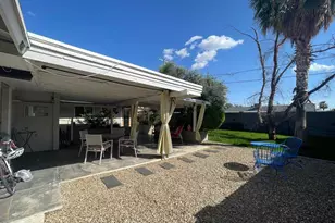 843 E Butler Dr, Phoenix, AZ 85020 - Photo 11