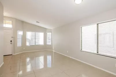 3718 W Burgess Lane, Phoenix, AZ 85041 - Photo 5