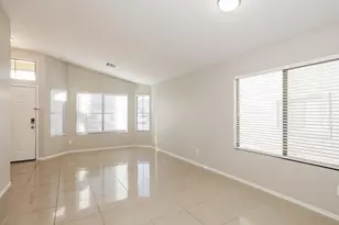 3718 W Burgess Ln, Phoenix, AZ 85041 - Photo 5