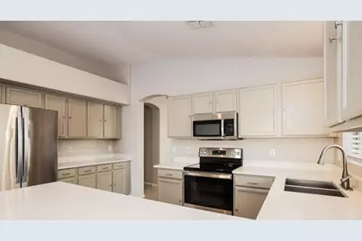 3718 W Burgess Lane, Phoenix, AZ 85041 - Photo 13