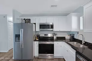 15016 N 27th Dr, Phoenix, AZ 85053 - Photo 9