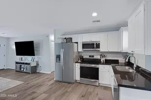 15016 N 27th Dr, Phoenix, AZ 85053 - Photo 7