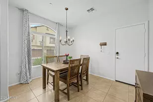2725 E Mine Creek Rd, Phoenix, AZ 85024 - Photo 11