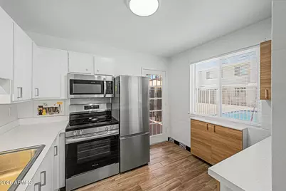 2633 W Rose Lane #B114, Phoenix, AZ 85017 - Photo 7