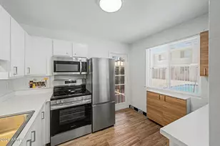 2633 W Rose Ln, Phoenix, AZ 85017 - Photo 7