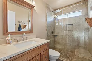 3151 W Betty Elyse Ln, Phoenix, AZ 85053 - Photo 29