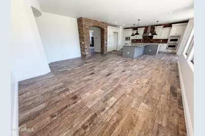 18331 W Ivy Lane, Surprise, AZ 85388 - Photo 23