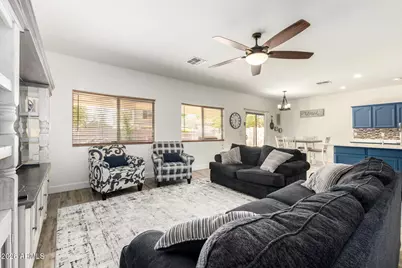 1677 E Diego Drive, Casa Grande, AZ 85122 - Photo 13