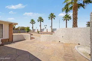 10822 W Campana Dr, Sun City, AZ 85351 - Photo 13