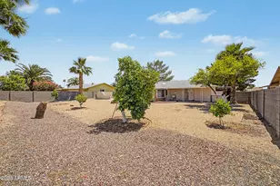 10822 W Campana Dr, Sun City, AZ 85351 - Photo 31
