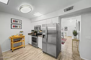 9901 W Cedar Dr, Sun City, AZ 85351 - Photo 11