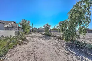 3339 W Washington St, Phoenix, AZ 85009 - Photo 1