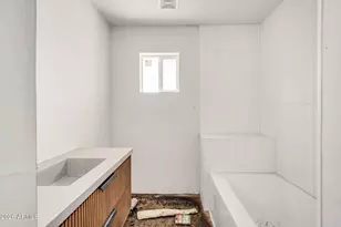 2301 E Harvard St, Phoenix, AZ 85006 - Photo 37