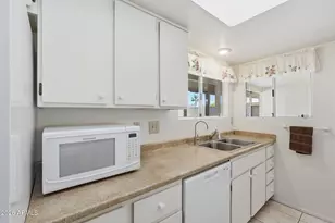 18655 N Palomar Dr, Sun City West, AZ 85375 - Photo 15