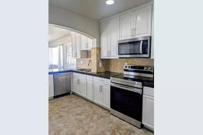 1016 W Manhatton Drive, Tempe, AZ 85282 - Photo 5