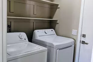 1016 W Manhatton Dr, Tempe, AZ 85282 - Photo 11