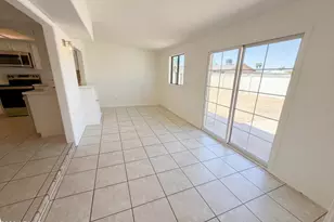 13138 W Sierra Vista Dr, Glendale, AZ 85307 - Photo 15