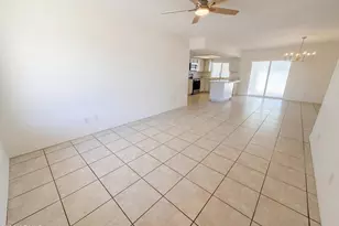 13138 W Sierra Vista Dr, Glendale, AZ 85307 - Photo 9