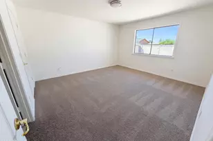 13138 W Sierra Vista Dr, Glendale, AZ 85307 - Photo 19