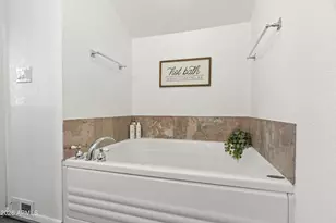 2747 N Fairview Dr, Flagstaff, AZ 86004 - Photo 23