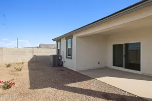 25433 W Bowker St, Buckeye, AZ 85326 - Photo 15