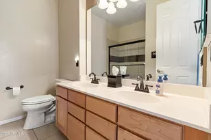 5219 E Hashknife Rd, Phoenix, AZ 85054 - Photo 19