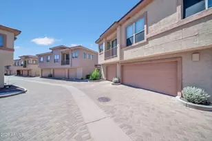 42424 N Gavilan Peak Pkwy, Anthem, AZ 85086 - Photo 9