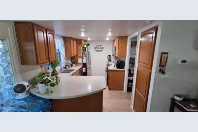 6105 N 31st Avenue, Phoenix, AZ 85017 - Photo 3