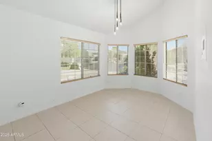490 S Catalina St, Gilbert, AZ 85233 - Photo 7
