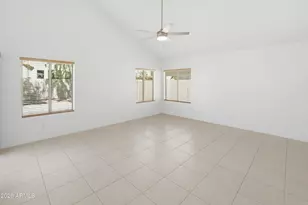 490 S Catalina St, Gilbert, AZ 85233 - Photo 13