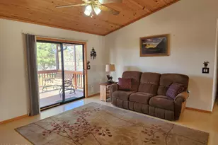 2214 Sitgreaves Dr, Overgaard, AZ 85933 - Photo 15