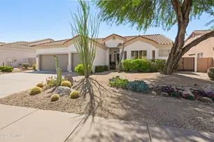 4809 E Peak View Rd, Cave Creek, AZ 85331 - Photo 9