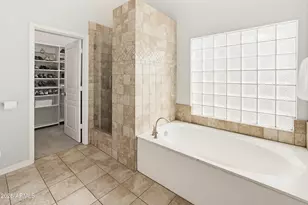 4809 E Peak View Rd, Cave Creek, AZ 85331 - Photo 35