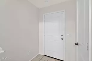 7855 W Palm Ln, Phoenix, AZ 85035 - Photo 5