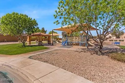 21655 N Davis Way, Maricopa, AZ 85138 - Photo 25