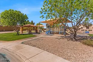 21655 N Davis Way, Maricopa, AZ 85138 - Photo 25