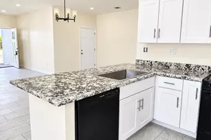 443 E Crystal Ave, Douglas, AZ 85607 - Photo 3