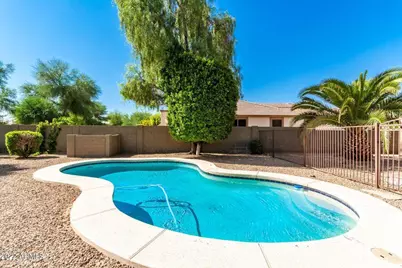 15465 W Glenrosa Avenue, Goodyear, AZ 85395 - Photo 1