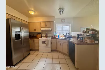 4051 E Mountain Vista Drive, Phoenix, AZ 85048 - Photo 11