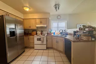 4051 E Mountain Vista Dr, Phoenix, AZ 85048 - Photo 11