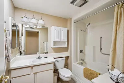 10526 W Highwood Lane, Sun City, AZ 85373 - Photo 27