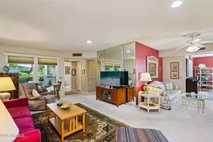 10526 W Highwood Ln, Sun City, AZ 85373 - Photo 5