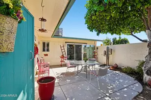 10526 W Highwood Ln, Sun City, AZ 85373 - Photo 27